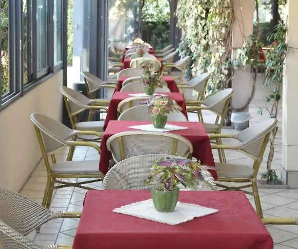 Dall'ara Hotel 3*