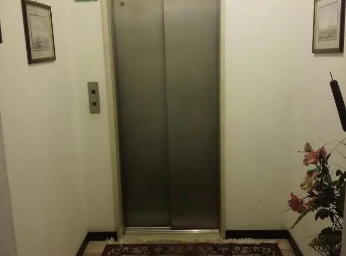 Szálloda Dall'ara Villa Marina