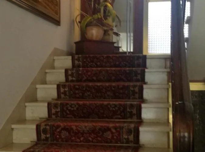 Dall'ara Szálloda Villa Marina