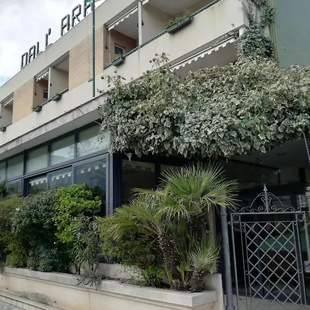 Hotel Dall'ara Villamarina